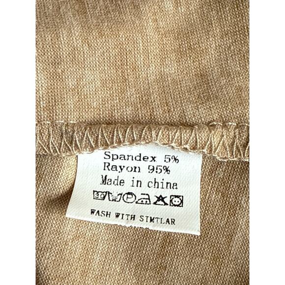 Ruffle Shoulder Women's V-Necked Smocked Soft Knit Pullover Top Size XL Tan NWOT - Picture 8 of 8